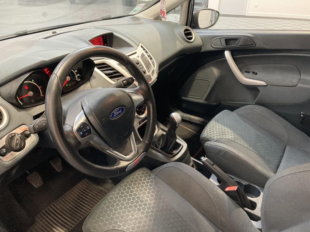 Ford Fiesta - 1.6 TDCi 90 CH SPORT - GARANTIE 6 MOIS