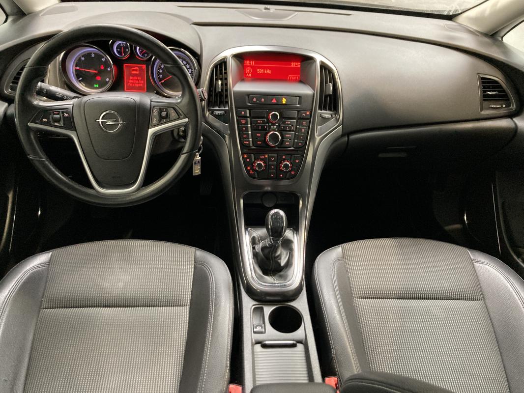 Opel Astra - 1.7 CDTi 110 CH COSMO - GARANTIE 6 MOIS